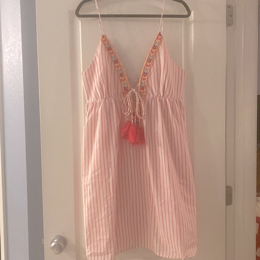 America & Beyond sundress. Size L. New with tags. Beautiful details.